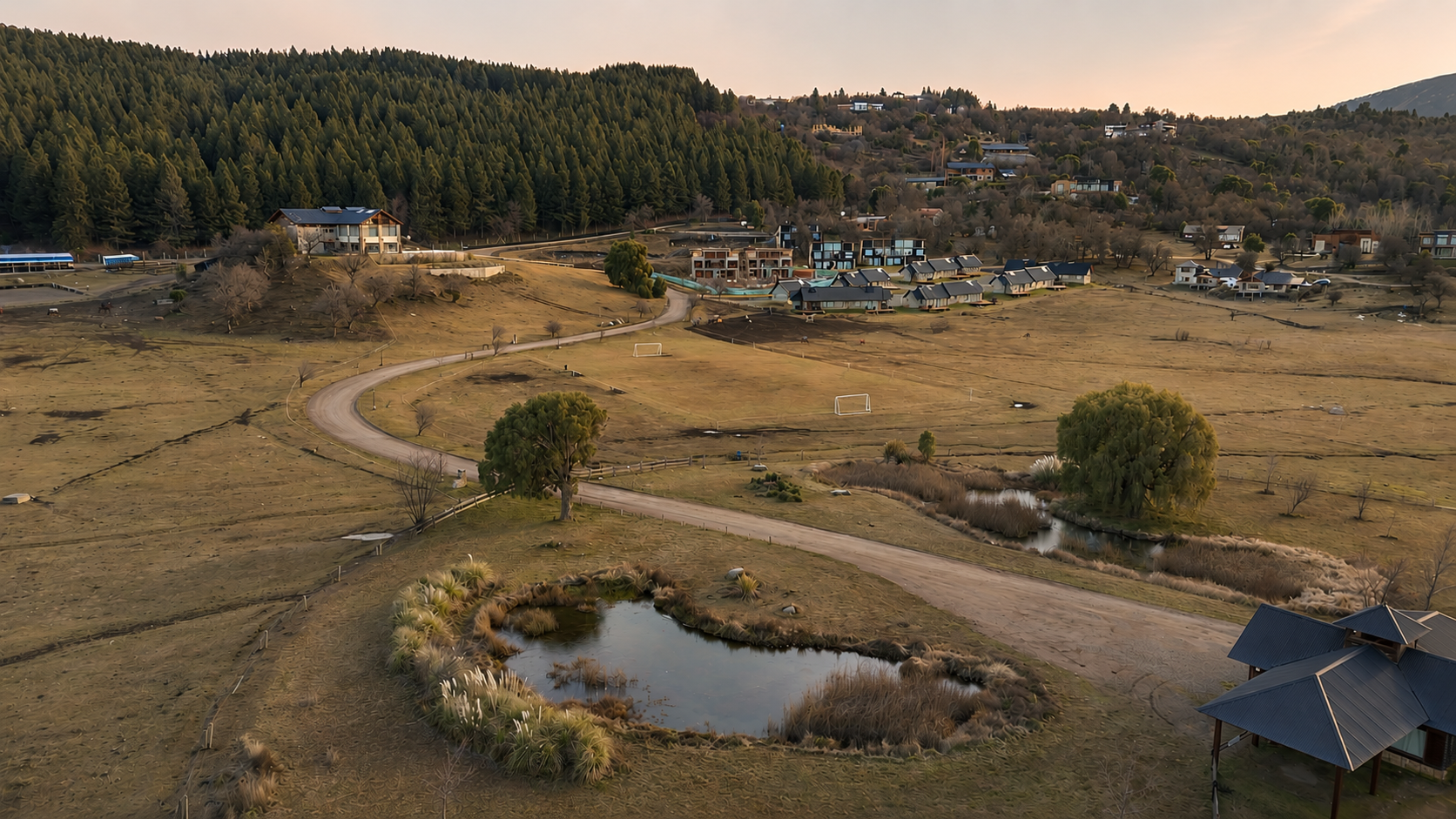 Estancia Los Ñires — Imagen principal